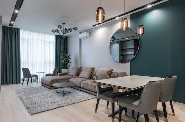 Comment transformer facilement un salon daté - La Maison de la Housse®